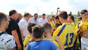 По приглашению Александра Урбанского президент Федерации футбола Украины посетил село Кирнички
