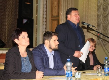 Александр Урбанский проинспектировал бюджетные учреждения своего округа и ответил на вопросы граждан