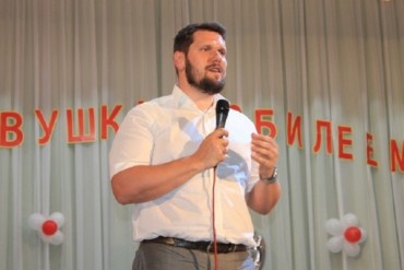 Александр Урбанский поздравил с юбилеем детсад в Кирничках